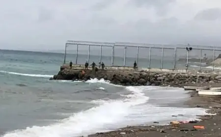 ثلاث فتيات يقتحمن سبتة سباحةً ضمن مجموعة مهاجرين انطلقت من المغرب