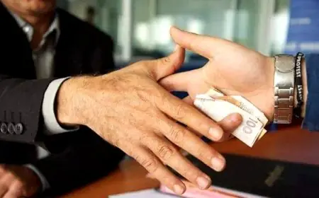 توقيف مفتش شرطة بأولاد تايمة للاشتباه في تلقيه رشوة وابتزاز مواطن