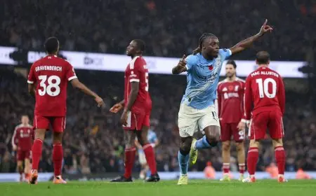 مانشستر سيتي يسحق ليفربول بثلاثية في قمة الدوري الإنجليزي