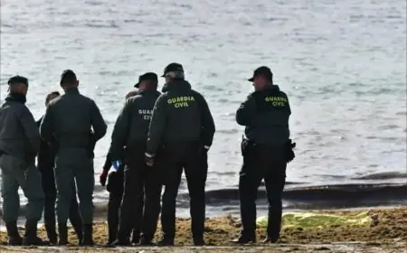 انتشال جثة مهاجر قرب سبتة المحتلة يرفع حصيلة الضحايا إلى 41 شخصاً