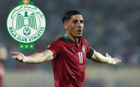 فيصل فجر يلمّح للانضمام إلى الرجاء والجماهير تترقب الصفقة بحماس