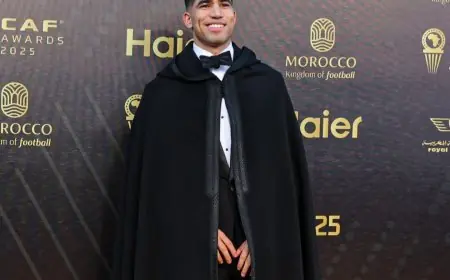 أشرف حكيمي يتوج بجائزة أفضل لاعب في إفريقيا لسنة 2025