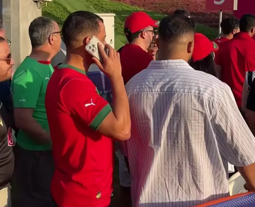 كأس العالم للناشئين.. الجماهير المغربية تتحسر لعدم تمكنها من ولوج الملعب لمساندة "أشبال الأطلس"