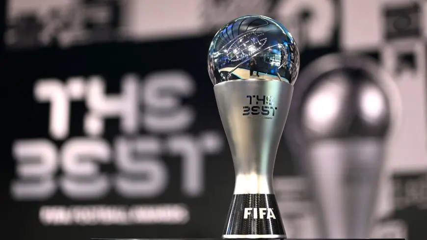 أشرف حكيمي وياسين بونو ضمن قائمة المرشحين لجوائز "the best" لعام 2025