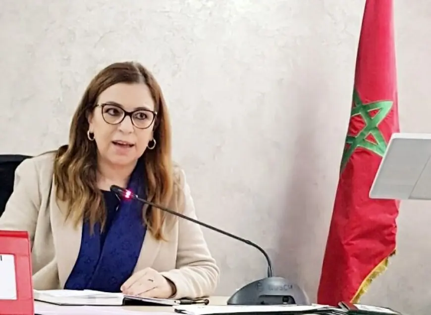 وزيرة التضامن تنفي تقديم دعم مالي للمقبلين على الزواج