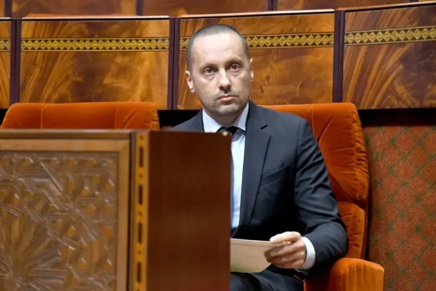 مطالب برلمانية بالتحقيق في صفقات الأدوية وسط اتهامات لوزارة الصحة بتضارب المصالح