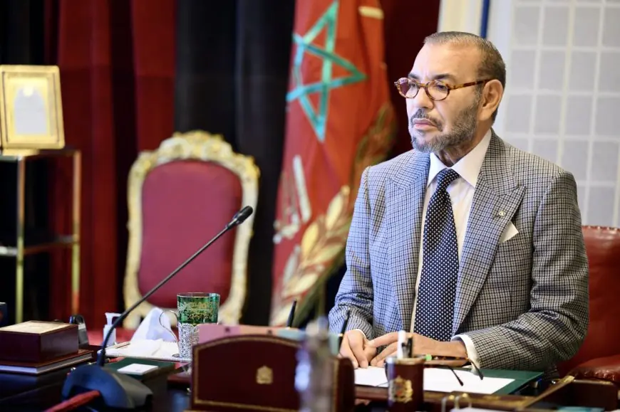 الملك محمد السادس يهنئ الرئيس الفلسطيني محمود عباس بمناسبة العيد الوطني لبلاده