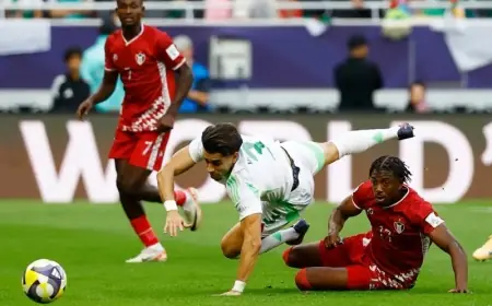 كأس العرب.. التعادل السلبي يحسم لقاء السودان والجزائر