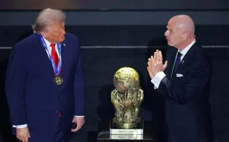 الفيفا تمنح ترامب جائزة السلام الأولى في حفل قرعة كأس العالم