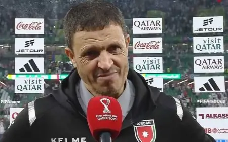 جمال السلامي يذرف الدموع بعد تأهل الأردن لنصف نهائي كأس العرب