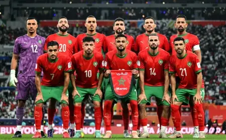 ثنائي مغربي يتواجد في التشكيلة المثالية لربع نهائي كأس العرب