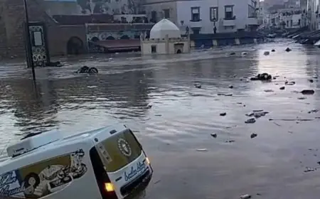 بسبب الأمطار.. السيول تغمر ساحة سيدي بو الذهب بآسفي دون تسجيل خسائر بشرية