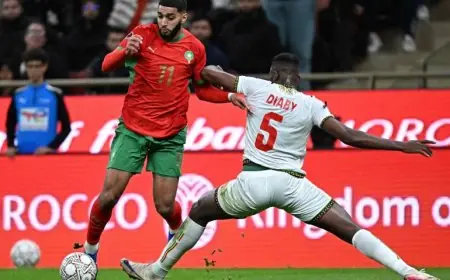 أداء المنتخب الوطني أمام مالي يخيب آمال الجماهير ويثير الشكوك حول مصيره بالكان