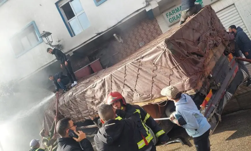 حادثة سير خطيرة تهزّ مدينة الفنيدق وتخلف فوضى وحريقا مهولا