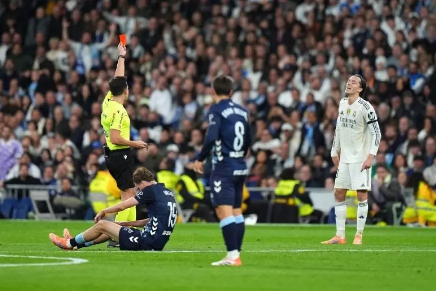 غضب وفوضى بلا حدود بغرفة ملابس ريال مدريد بعد السقوط أمام سيلتا فيغو