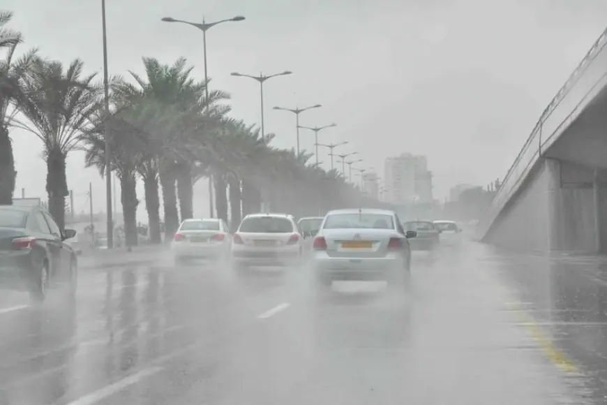 نشرة إنذارية: زخات رعدية وتساقطات ثلجية مرتقبة بعدد من مناطق المملكة