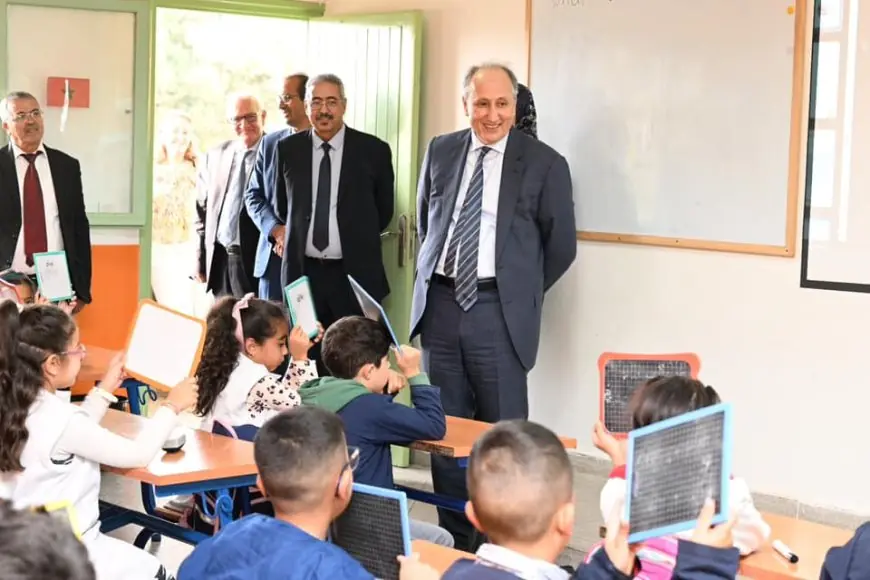 الاختلالات الكبيرة في المدارس الرائدة تسائل الوزير برادة