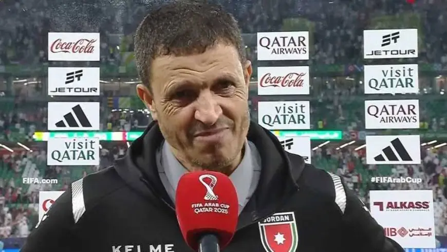 جمال السلامي يذرف الدموع بعد تأهل الأردن لنصف نهائي كأس العرب