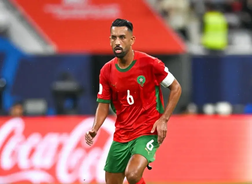 ربيع احريمات يتوج بجائزة أفضل لاعب في بطولة كأس العرب