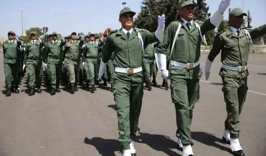 Le 40e contingent du service militaire prête serment au centre de formation de Tadla