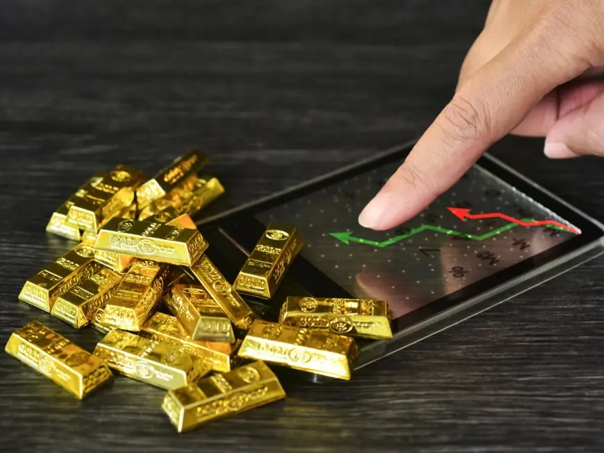 تراجع أسعار الذهب والفضة بعد بلوغ مستويات قياسية