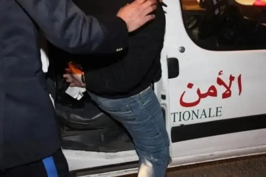 أمن الداخلة يوقف شابا عشرينيا متورطا في ترويج المخدرات