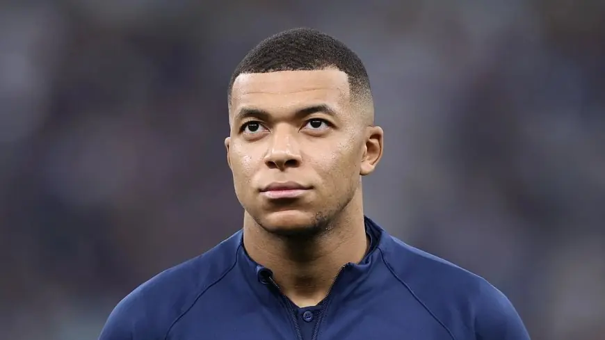 حصول شرطي فرنسي على 60 ألف يورو من مبابي يجره للتحقيق القضائي