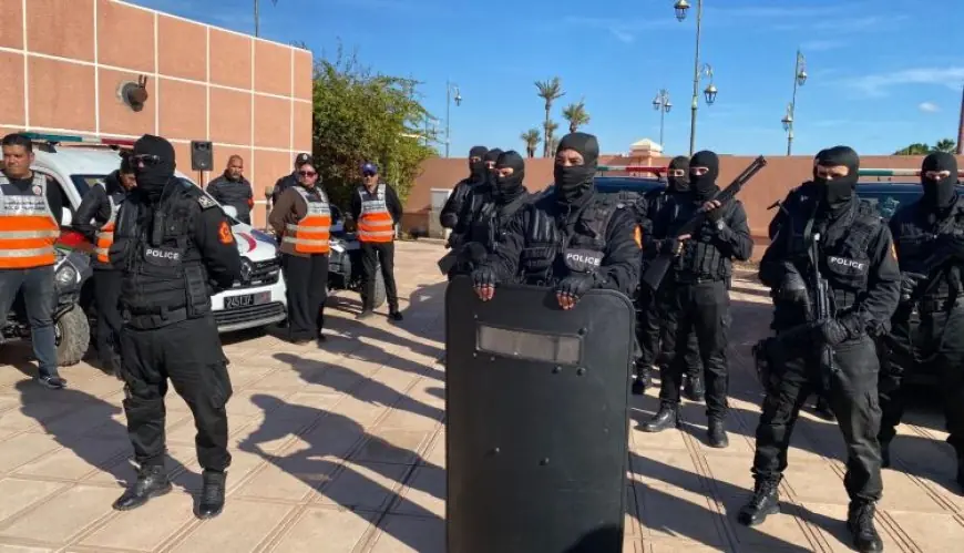 استنفار أمني بالشوارع الرئيسية والمناطق السياحية في مراكش استعدادًا لاحتفالات رأس السنة