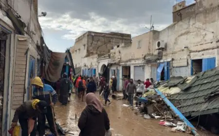 صرف دعم مالي لفائدة الباعة المتجولين المتضررين من فيضان آسفي