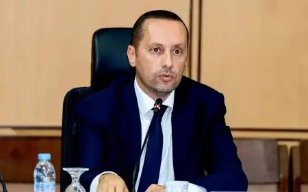 صفقة تواصلية بـ3.2 مليون درهم لوزارة الصحة تثير الجدل وسط نقص المعدات بالمستشفيات