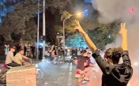 باريس تدين القمع في إيران وتطالب بوقفه فورا