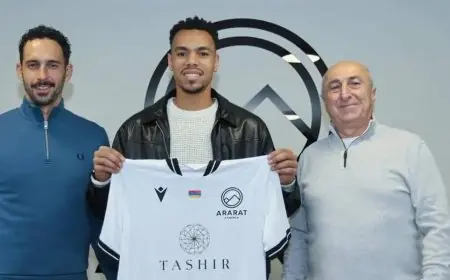 مدافع الرجاء بوشعيب العراصي ينتقل إلى أرارات أرمينيا على سبيل الإعارة