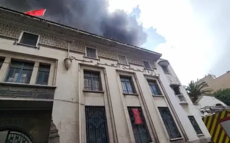 اندلاع حريق ضخم داخل مستودع أدوية بالدار البيضاء