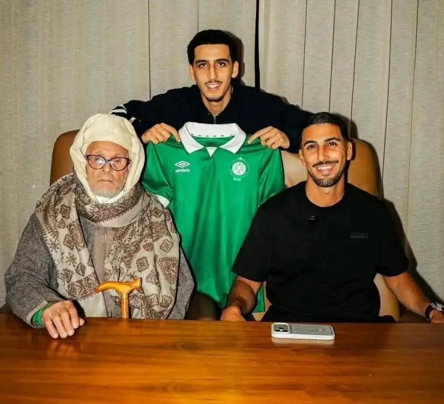 الرجاء الرياضي يعلن تعاقده مع أيمن برقوق