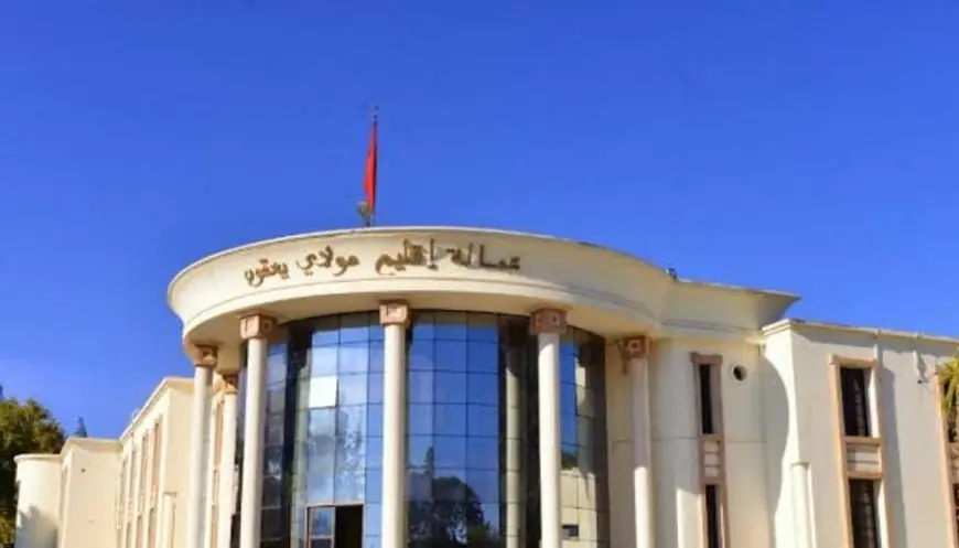 عزل رئيس جماعة مولاي يعقوب و5 أعضاء من المجلس البلدي بشكل نهائي