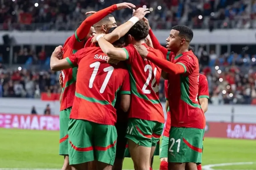 المنتخب الوطني المغربي يواجه نيجيريا بالقميص الأحمر في نصف نهائي الكان
