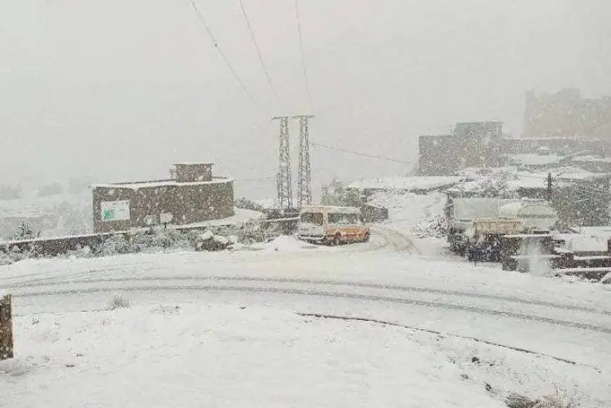 نشرة إنذارية : تساقطات ثلجية وطقس بارد وأمطار قوية بعدد من مناطق المملكة من اليوم الثلاثاء إلى الخميس المقبل