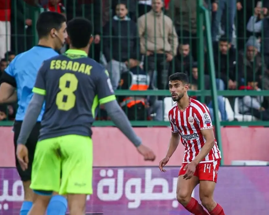 البطولة الاحترافية.. اتحاد تواركة يفرض تعادلا مثيرا على النادي المكناسي
