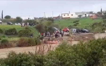 السلطات تتدخل لإجلاء مواطنين في وضعية حرجة بدواوير في إقليم تطوان بعد انهيار قنطرة