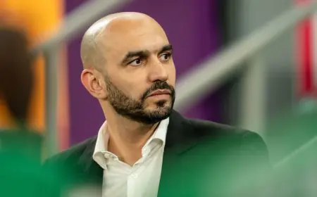 مارسيليا يدخل في اتصالات مكثفة مع الركراكي وسط غموض حول مستقبله مع الأسود