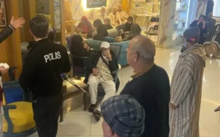 معتمرون مغاربة بتركيا.. من فخ النصب إلى التنكيل الأمني والطرد من الفنادق