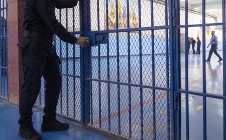 الحكم بالحبس النافذ على نائب الوكيل العام بفاس بسبب الرشوة والابتزاز