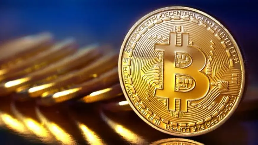 البيتكوين في دوامة الهبوط.. فقدان مستويات الـ 70 ألف دولار يجدد مخاوف المستثمرين