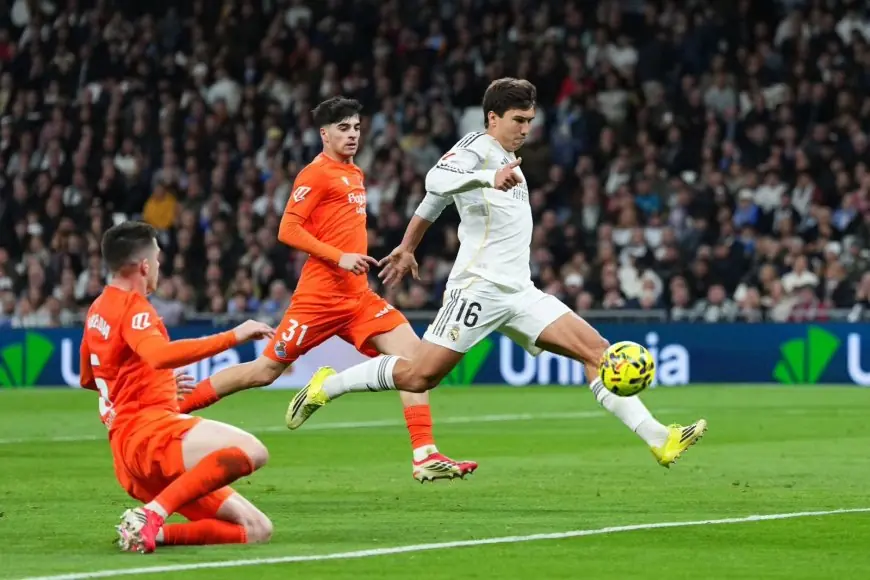 ريال مدريد يهزم ريال سوسييداد ويتصدر الدوري الإسباني مؤقتا