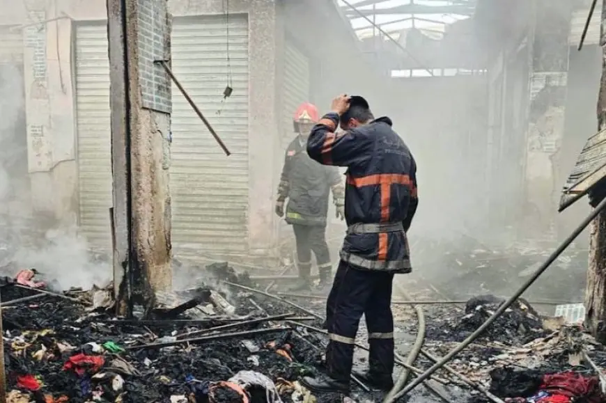 مصرع شخصين وإصابة آخرين في حريق مهول بمحل مواد غذائية بالدار البيضاء