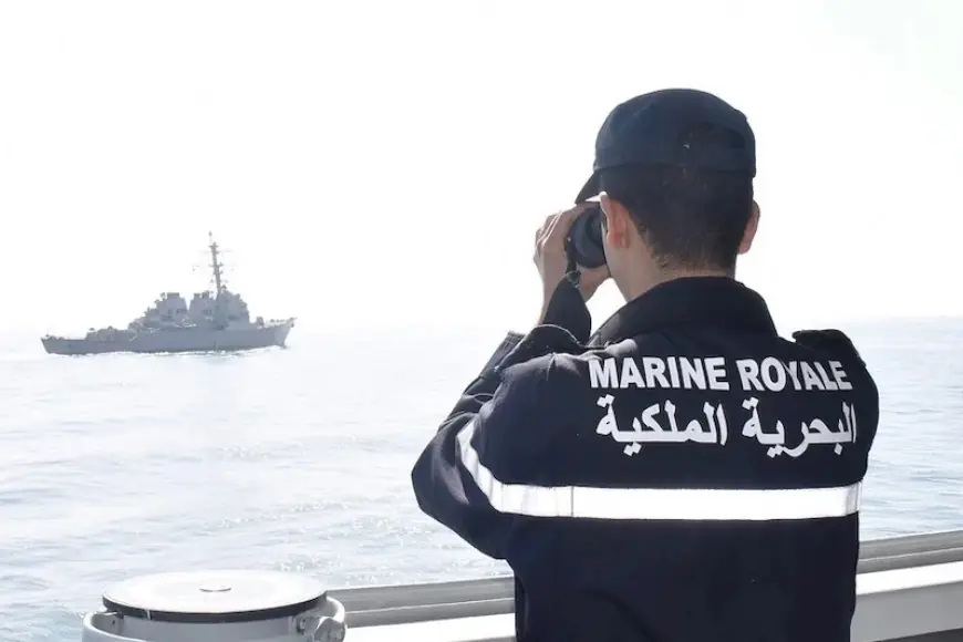 البحرية الملكية تعترض قاربا يقل 189 مرشحا للهجرة غير النظامية قبالة سواحل الداخلة في طريقهم إلى جزر الكناري