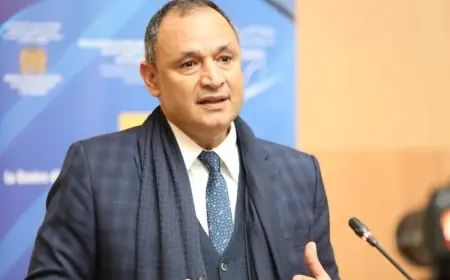 الوزير رياض مزور يثير جدلا بعد تصريحات مثيرة هاجم فيها مغاربة العالم