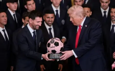 ترامب يستقبل ميسي احتفالاً بلقب إنتر ميامي التاريخي