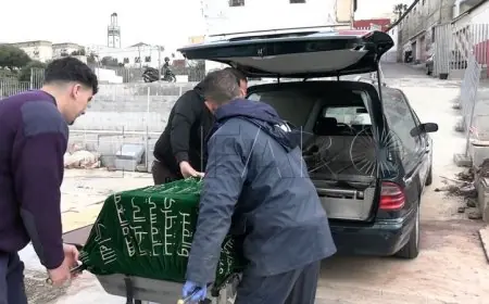 نهاية مأساوية لأب لثلاثة أطفال بعد محاولته عبور سبتة المحتلة سباحة