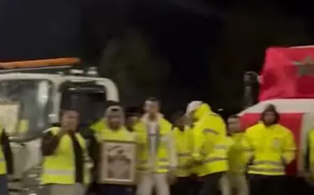 احتجاجات شاحنات "الديباناج" أمام شركة الطرق السيارة بالمغرب